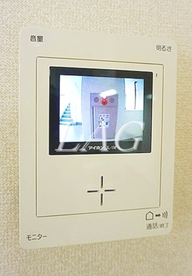 【セキュリティ】 | エクロール蓮根 | モニター付きインターホンです。