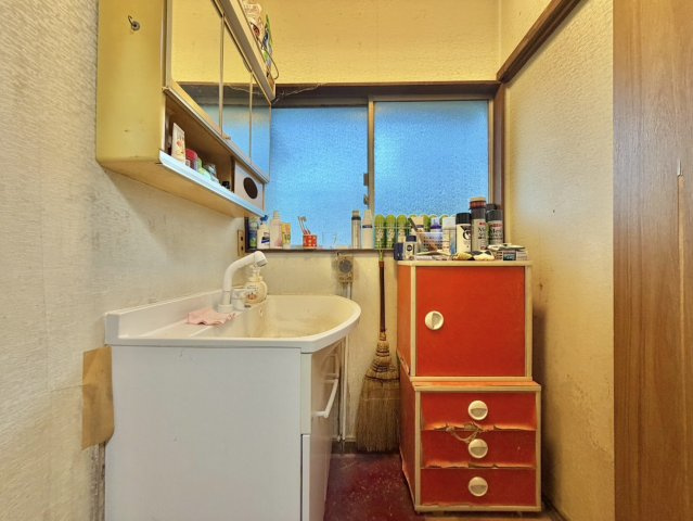 取手市米ノ井中古物件の独立洗面台