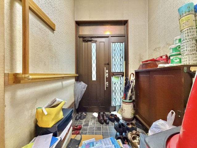 取手市米ノ井中古物件の玄関