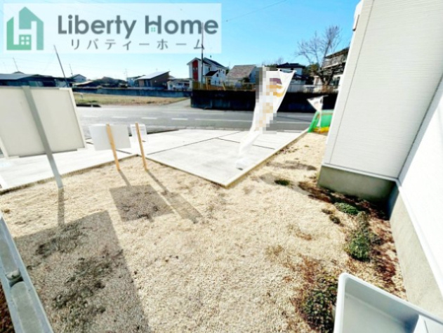 下妻市鬼怒　1号棟の庭