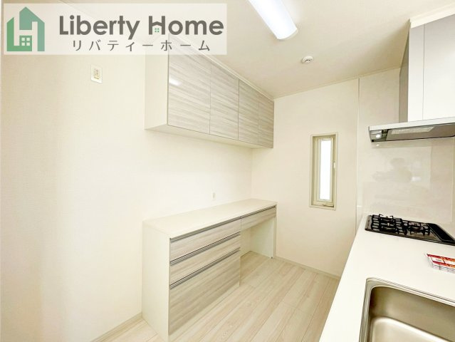 下妻市鬼怒　1号棟のキッチン