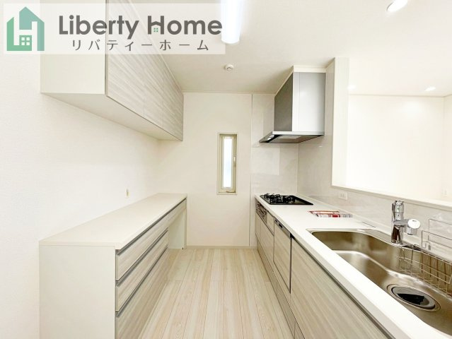 下妻市鬼怒　1号棟のキッチン