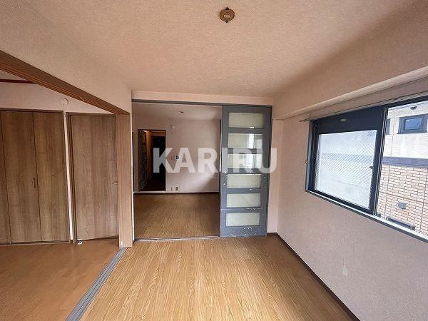 ファースト巽南の居間・リビング