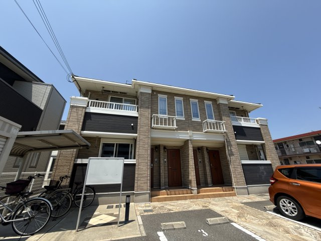 アズールの外観