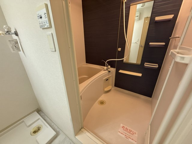 アズールの浴室