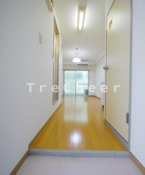 ハイム北の森の玄関