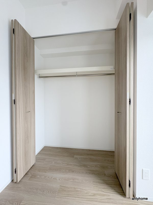 クローバー・グランデ今里　仲介手数料無料の収納