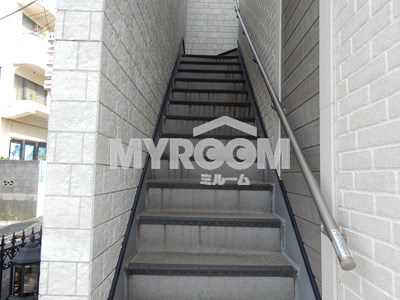 リヴィエール高田馬場のその他共用部分|階段☆