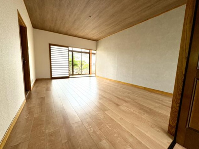 【洋室】 | 岩出市山527-40