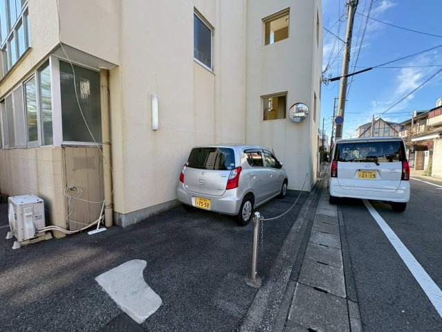 森南コーポの駐車場