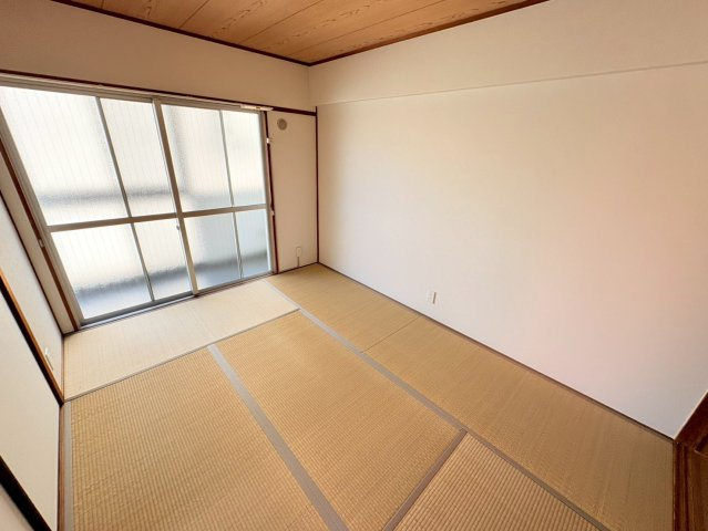 森南コーポの和室