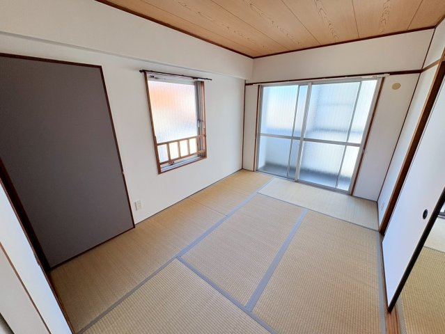 森南コーポの和室