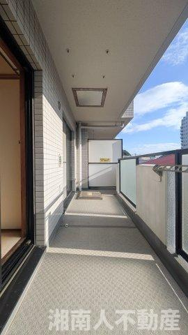 クリオ片瀬江ノ島1番館のバルコニー|開放的で明るい空間を演出してくれるバルコニーです