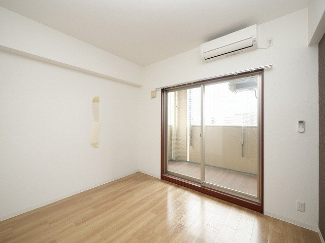 コンソラーレ東野田の居間・リビング