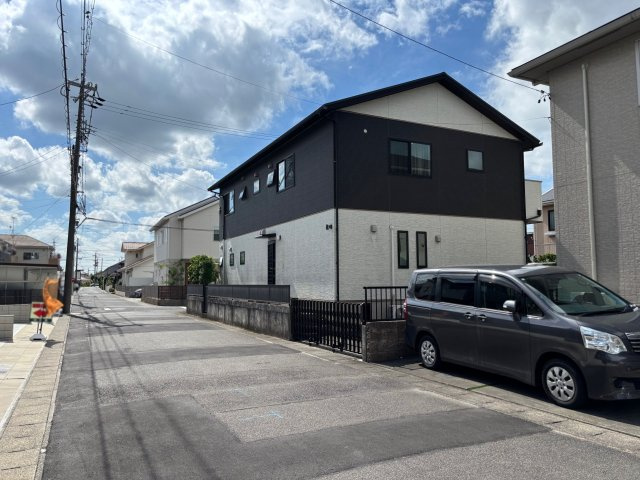 一宮市下田一丁目土地の前面道路含む現地写真