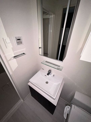 【独立洗面台】 | Log横浜駅東 | 賃貸 神奈川県横浜市西区平沼１丁目