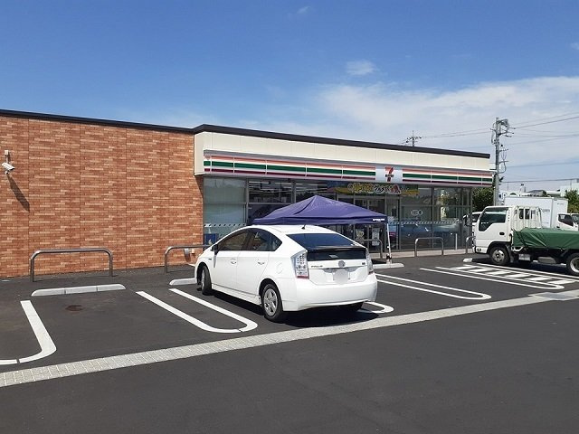 【周辺】 | サンデーア | セブンイレブンニュータウン西店まで500m