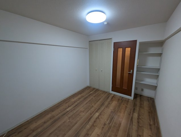 リエス伊丹駅前の居間・リビング