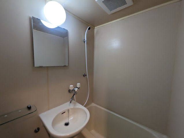 リエス伊丹駅前の浴室