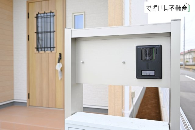 【玄関】 | Livele Garden.S久喜市栗原第2　新築住宅 | ≪2号棟≫
現地(2026年4月撮影)