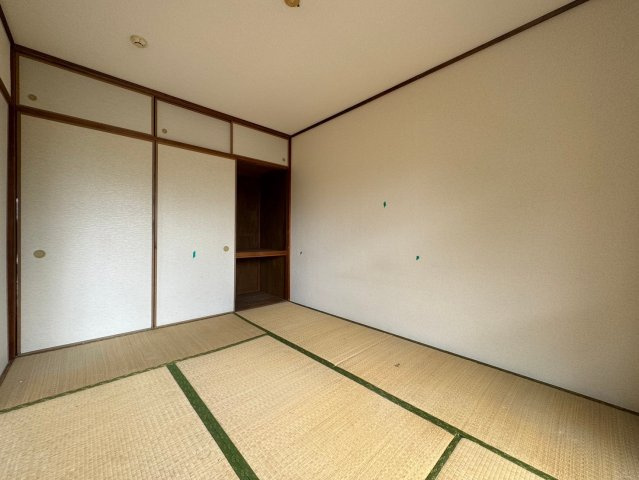 川崎市麻生区高石３丁目の賃貸マンションの和室