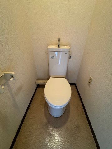 川崎市麻生区高石３丁目の賃貸マンションのトイレ