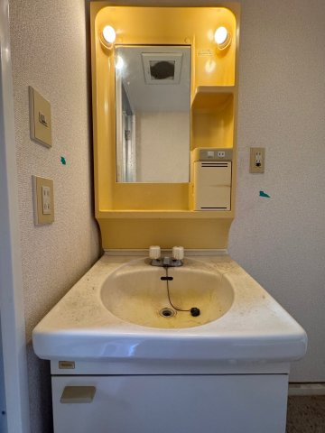 川崎市麻生区高石３丁目の賃貸マンションの洗面所