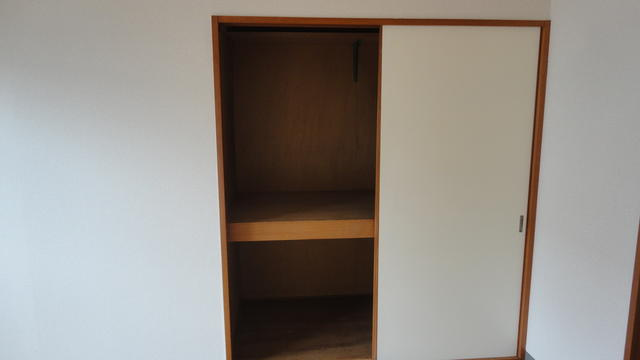 矢付ハイツの収納