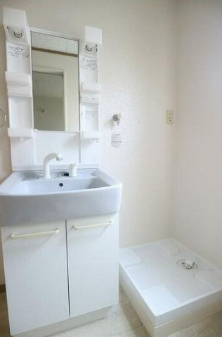 メゾン・ド・ハーティーの独立洗面台