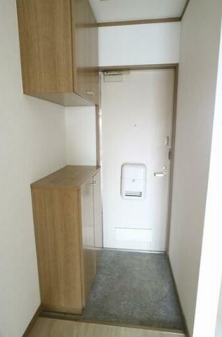 メゾン・ド・ハーティーの玄関