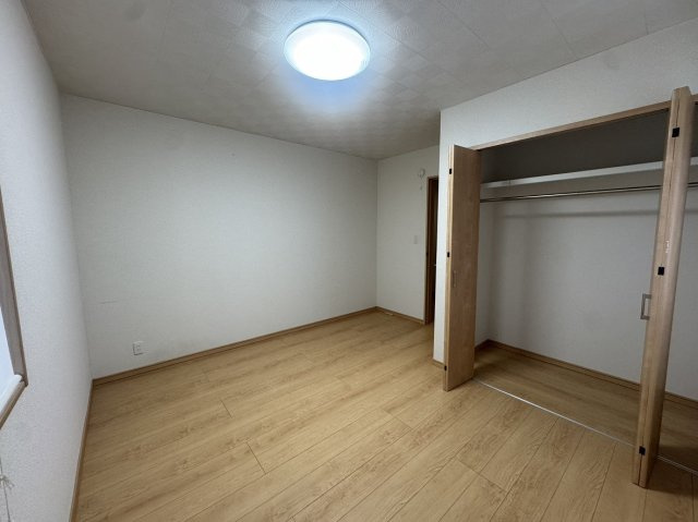 中之条　築浅中古住宅の洋室