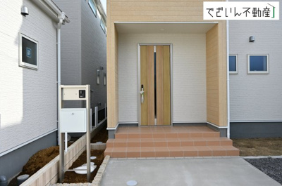 【玄関】 | Livele Garden.S久喜市栗原第2　新築住宅 | ≪3号棟≫
現地(2026年3月撮影)