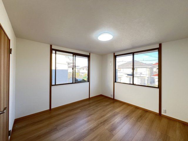 北葛城郡広陵町馬見北6丁目の洋室|洋室8帖