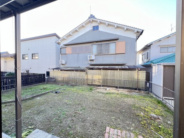 北葛城郡広陵町馬見北6丁目の庭