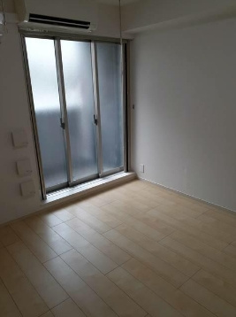 【居間・リビング】 | ラ・セリーナ中野Ｋ・Ｍ・Ｈ | 6.7帖の洋室。