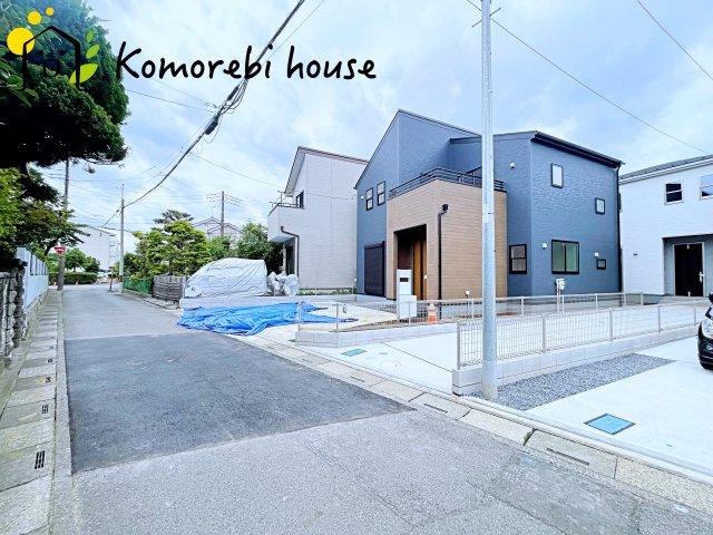 さいたま市見沼区大谷　第4　新築一戸建て　リーブルガーデン　02の前面道路含む現地写真|前面道路含む現地写真です