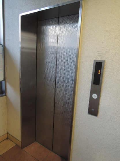 エレベーター