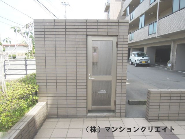 サーパス文京二丁目のその他|ゴミ庫