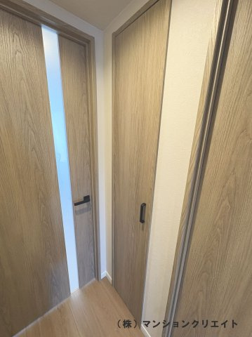 サーパス文京二丁目の収納|廊下にある収納