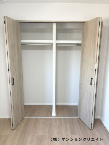 サーパス文京二丁目の洋室|洋室6.2帖のクローゼット内部