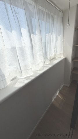 サーパス文京二丁目のその他|洋室6.0帖奥のサンルーム