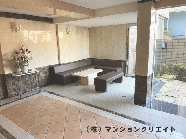 サーパス文京二丁目のロビー