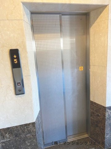 サーパス文京二丁目のその他共用部分|エレベーター