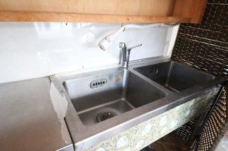 【キッチン】 | 大津市雄琴1丁目2-21　店舗 | 2025年12月撮影　一階内装