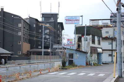 【周辺】 | 大津市雄琴1丁目　店舗 | 2025年12月撮影　西側道路