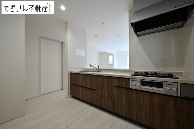 【キッチン】 | Livele Garden.S久喜市栗原第2　新築住宅 | ≪4号棟≫
現地(2026年3月撮影)