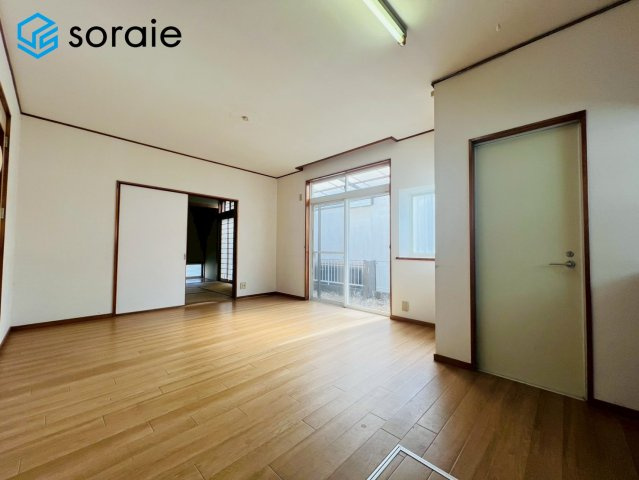 川越市むさし野　中古戸建ての居間・リビング|2月23日撮影