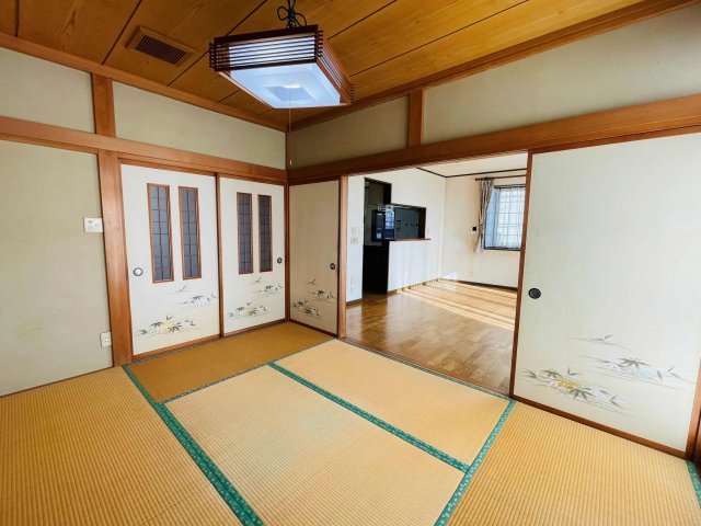 あきる野市草花　中古戸建☆ホームエレベーター付の和室|1階和室