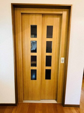 あきる野市草花　中古戸建☆ホームエレベーター付の設備|ホームエレベーター付！