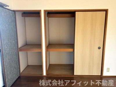 【その他】 | フローレンス明日香 | 押入れ